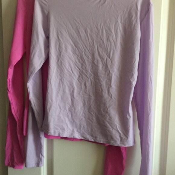 BUNDLE TWO SKIMS FITS EVERYBODY LONG SLEEVE T-SHIRTS  Size SMALL - Picture 12 of 12